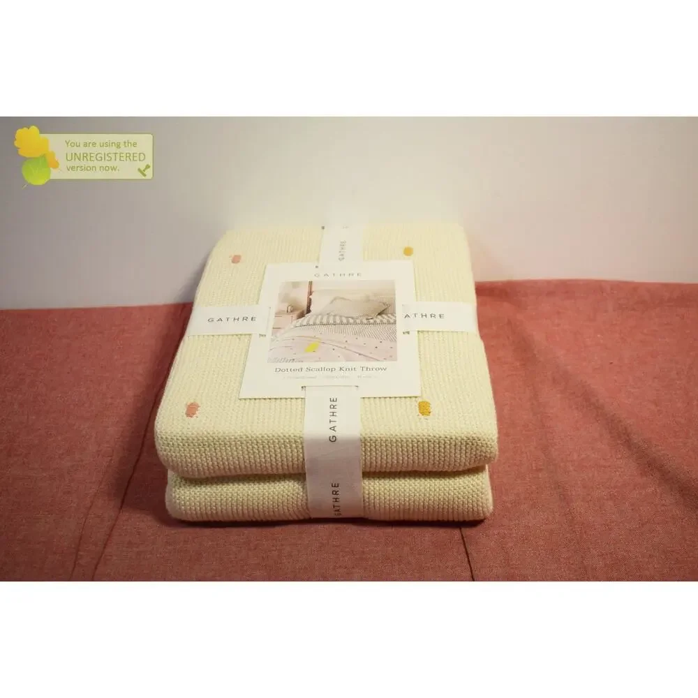 Gathre Twin Knotted Bed Blanket Natural 48x58